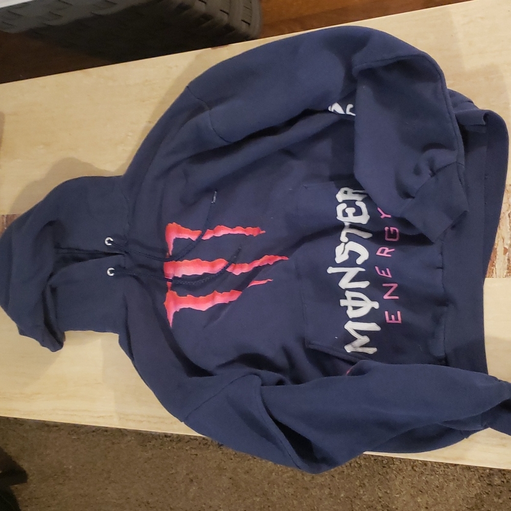 Monter Hoodie